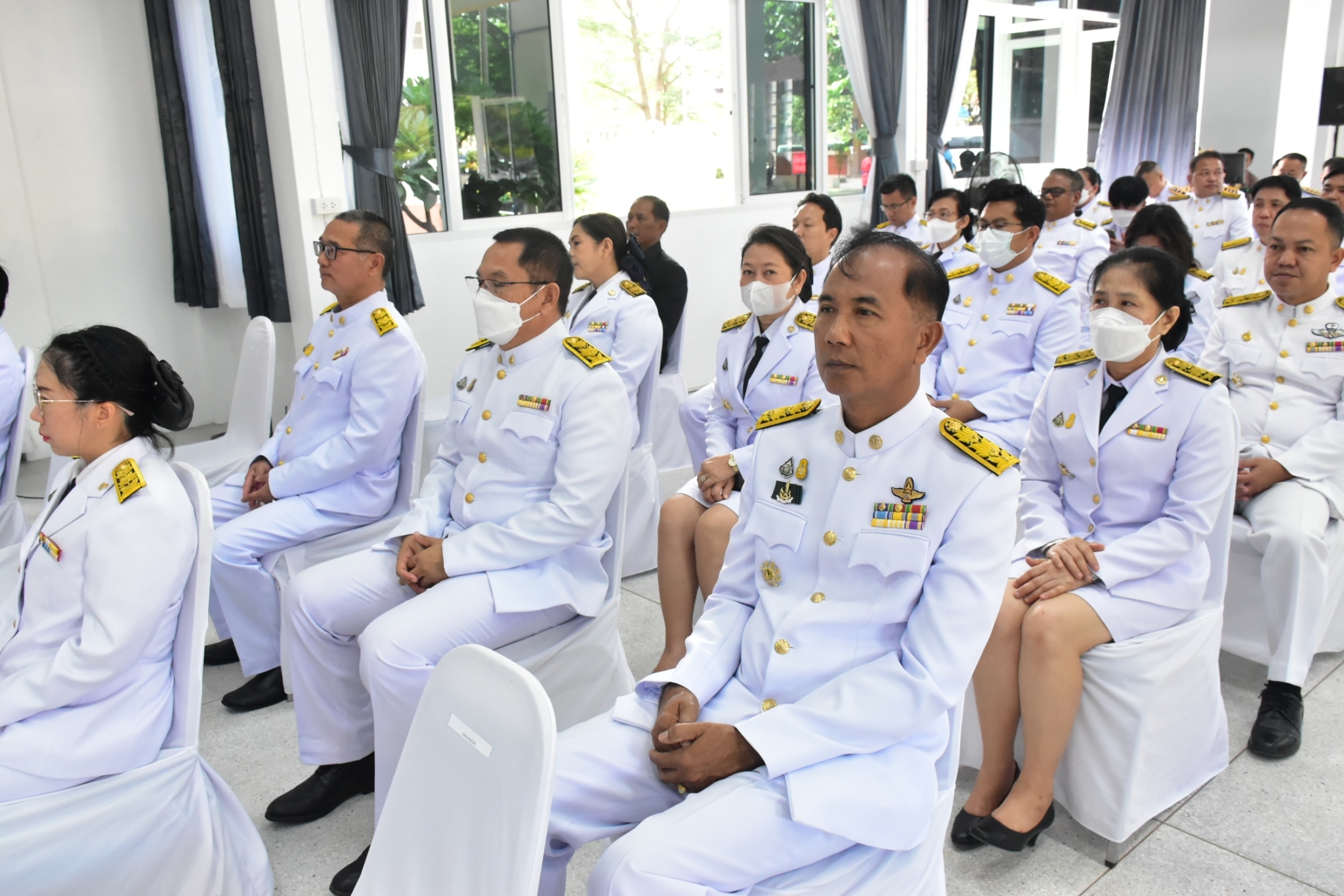 title - จังหวัดสุโขทัยประกอบพิธีวางพานพุ่มดอกไม้สดถวายราชสักการะ เนื่องในวันพระบิดาแห่งฝนหลวง ประจำปี 2566